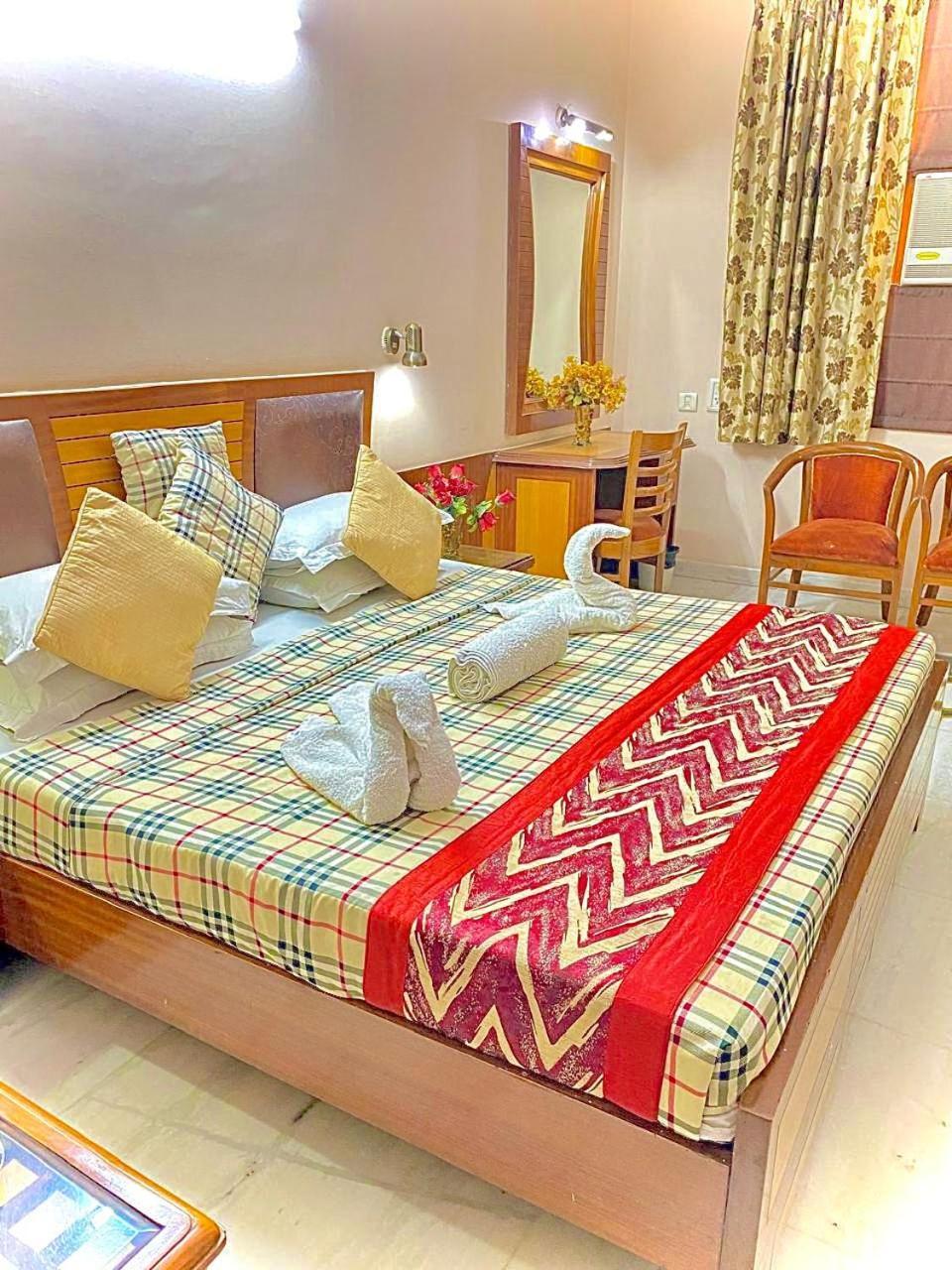 Hotel C Park - Karol Bagh, New Delhi Ngoại thất bức ảnh